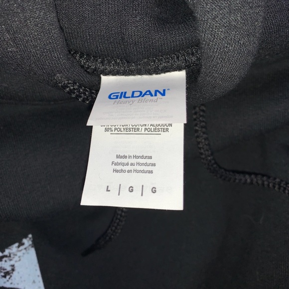 Under Amour Sweatshirt - Picture 2 of 3